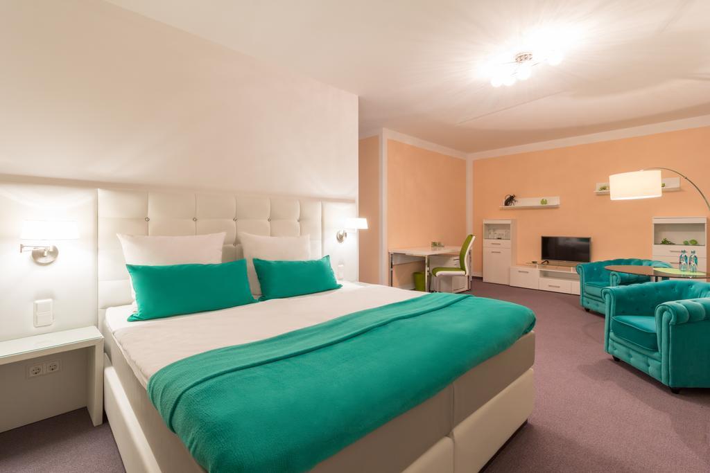 Marina Niederhavel Hotell Brandenburg  Exteriör bild